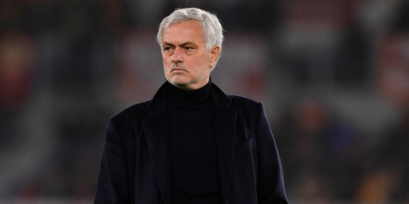 Hành trình Jose Mourinho trở thành HLV