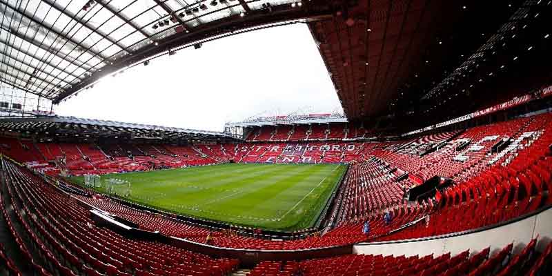 Old Trafford sở hữu biệt danh khá kêu là Nhà hát của những giấc mơ